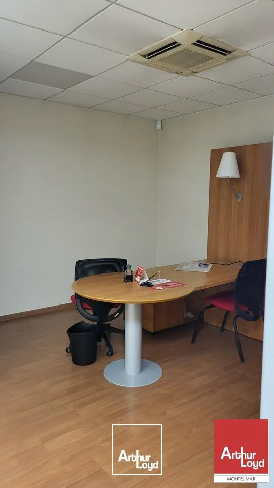 Locaux commerciaux - Location - MONTELIMAR - 26200 - 135-135 - 7802375