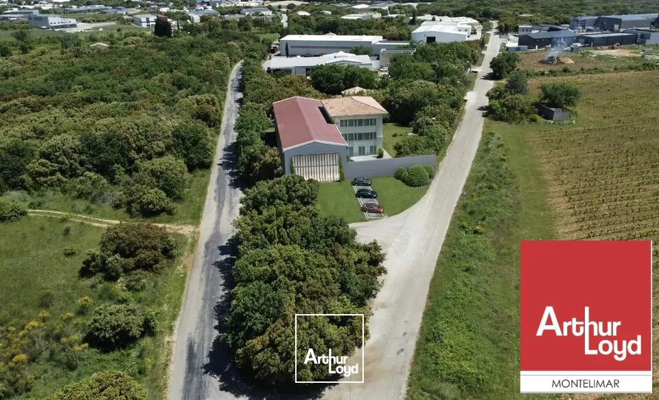 Locaux d'activité & Entrepôts - Location - MALATAVERNE - 26780 - 695-695 - 7802377