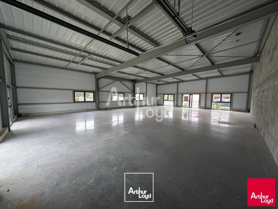 Locaux d'activité & Entrepôts - Location - GOVEN - 35580 - 222-222 - 7802450
