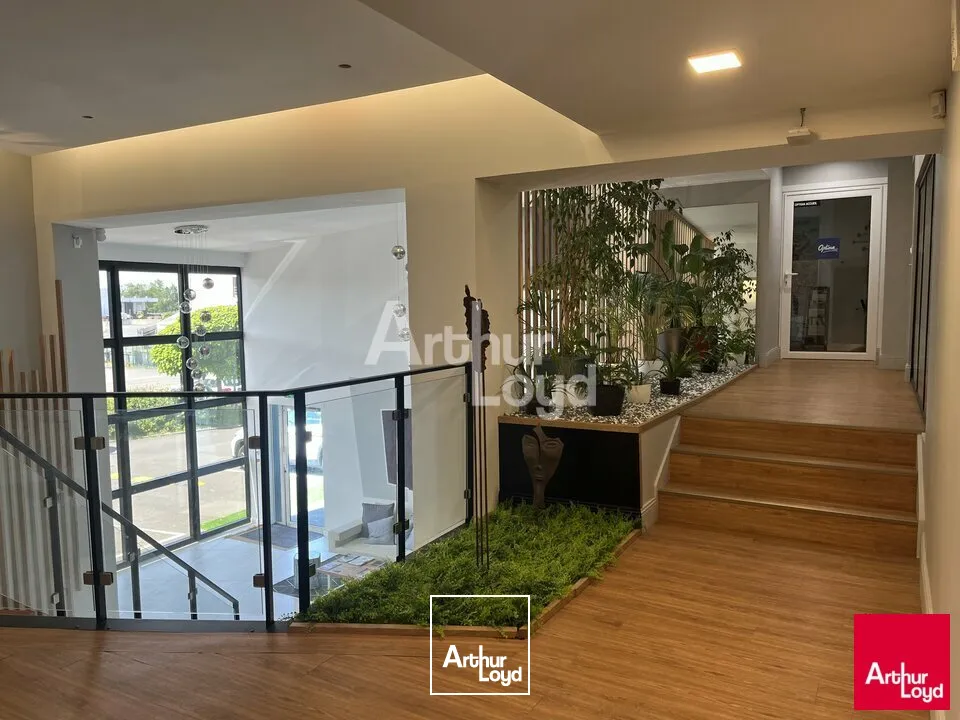 Locaux d'activité & Entrepôts - Location - VEZIN-LE-COQUET - 35132 - 1215-1215 - 7802469