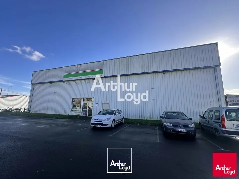 Locaux commerciaux - Location - SAINT-GRÉGOIRE - 35760 - 612-612 - 7802476