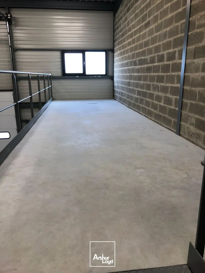 Locaux d'activité & Entrepôts - Location - BEAUVAIS - 60000 - 130-130 - 7802617