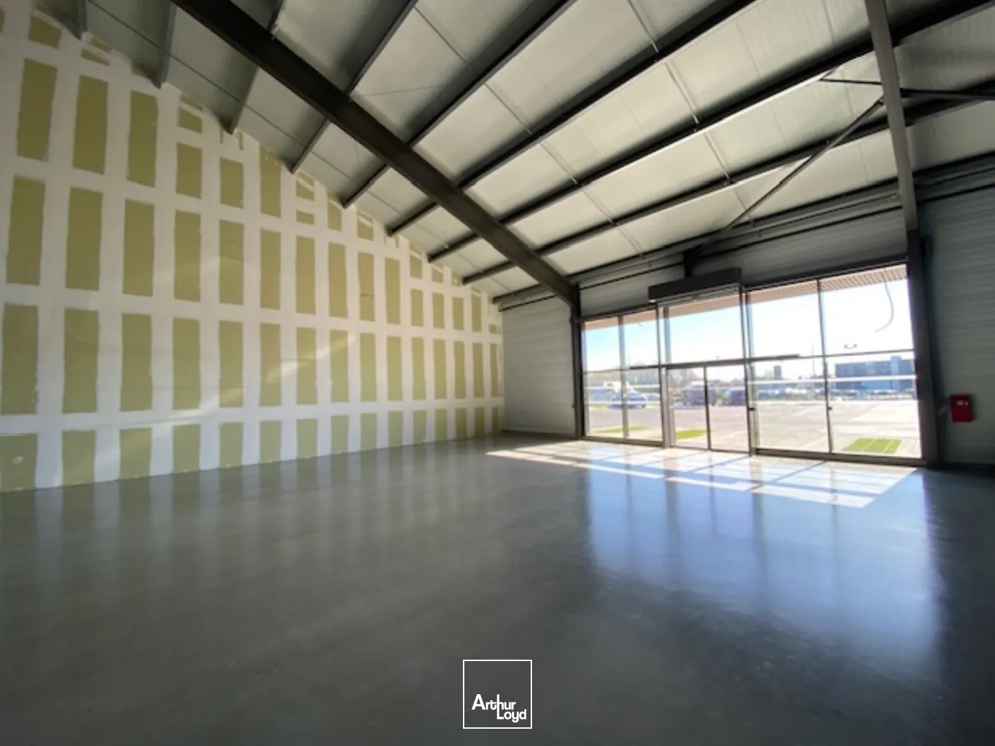 Locaux commerciaux - Location - PLONEOUR LANVERN - 29720 - 549-549 - 7802893