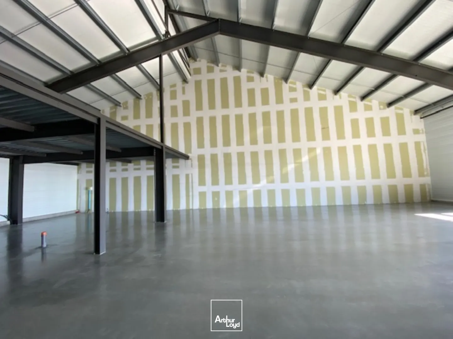 Locaux commerciaux - Location - PLONEOUR LANVERN - 29720 - 549-549 - 7802895