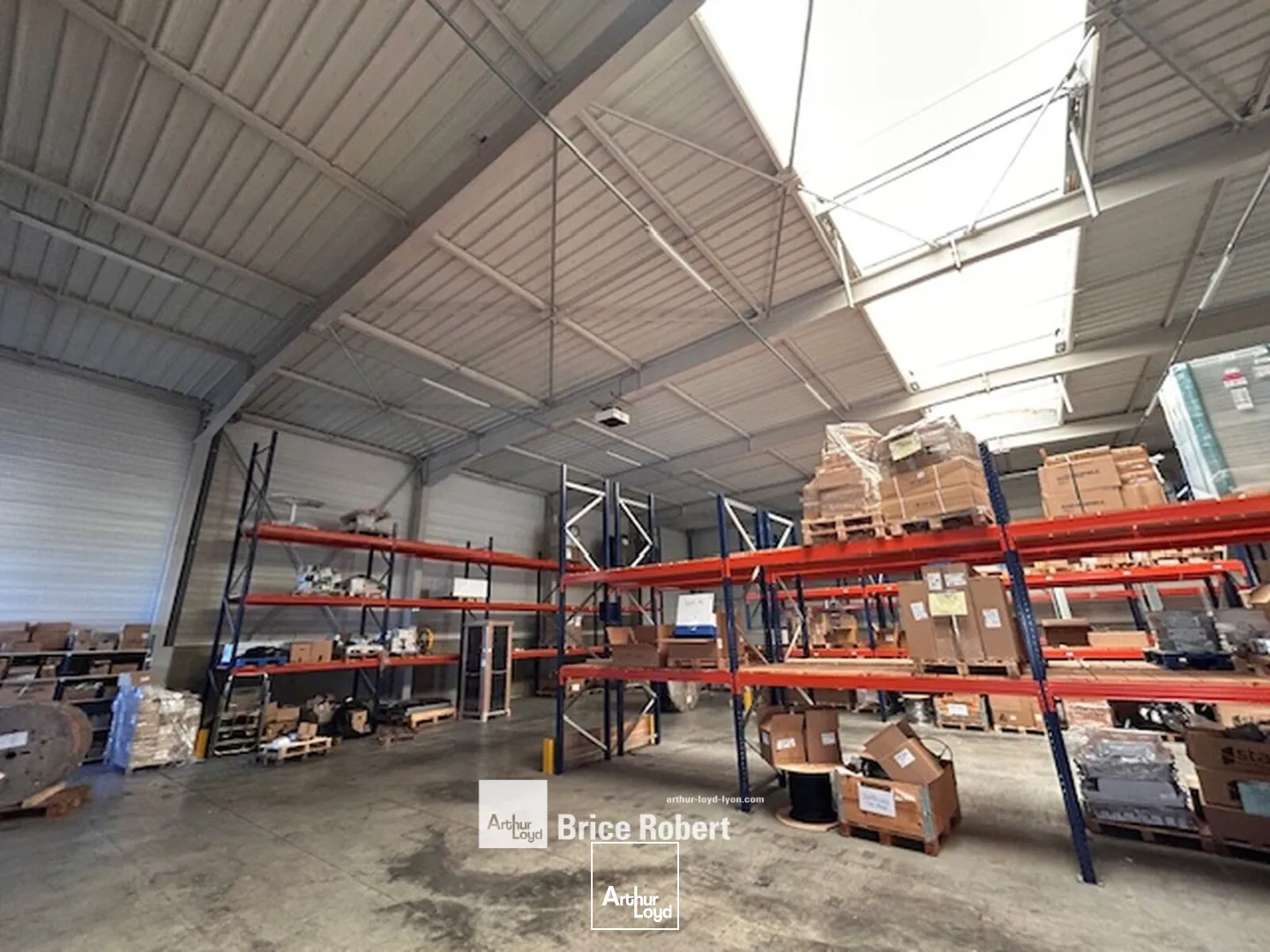 Locaux d'activité & Entrepôts - Location - TOUSSIEU - 69780 - 929-929 - 7803317
