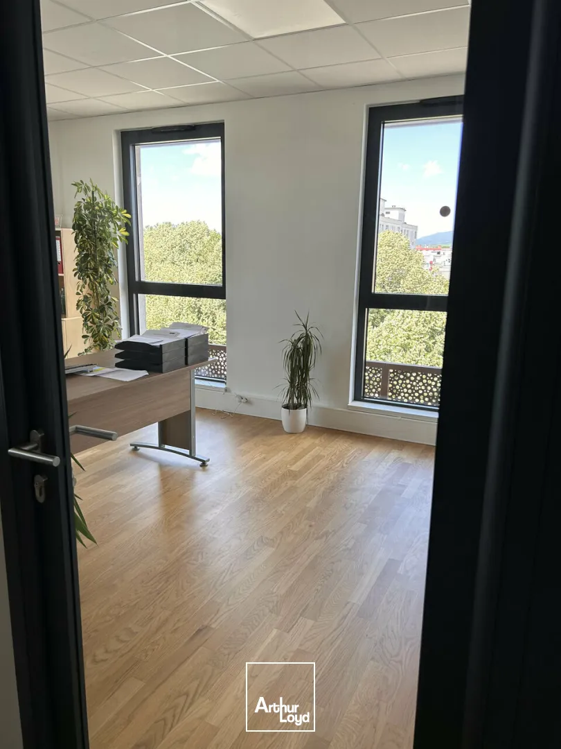 Bureaux - Location - SAINT LOUIS - 68300 - 158-158 - 7804000
