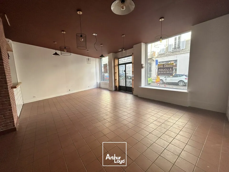 Locaux commerciaux - Location - CHALON-SUR-SAONE - 71100 - 80-80 - 7804015
