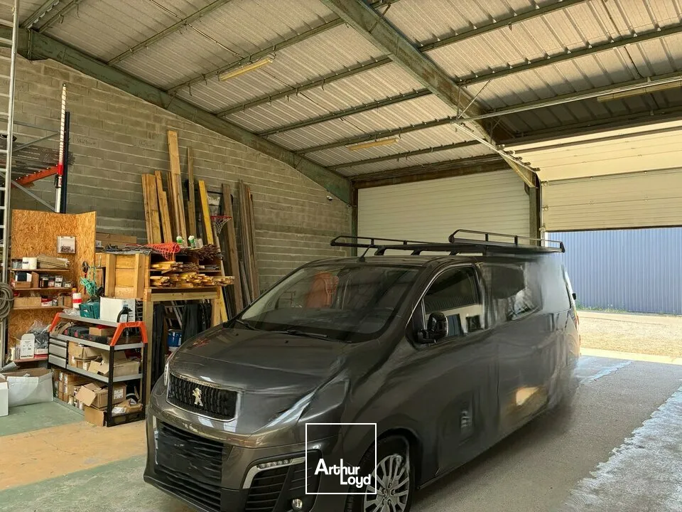 Locaux d'activité & Entrepôts - Location - LES SABLES-D'OLONNE - 85340 - 340-340 - 7804083