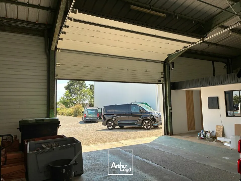 Locaux d'activité & Entrepôts - Location - LES SABLES-D'OLONNE - 85340 - 340-340 - 7804085