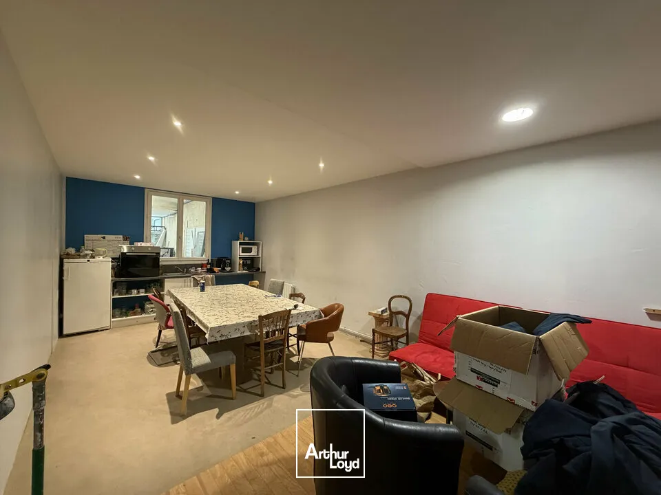 Locaux commerciaux - Vente - CHATELLERAULT - 86100 - 500-500 - 7804093