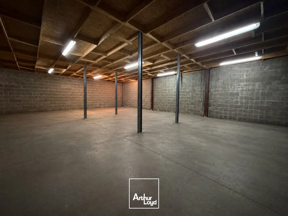 Locaux commerciaux - Vente - CHATELLERAULT - 86100 - 500-500 - 7804096