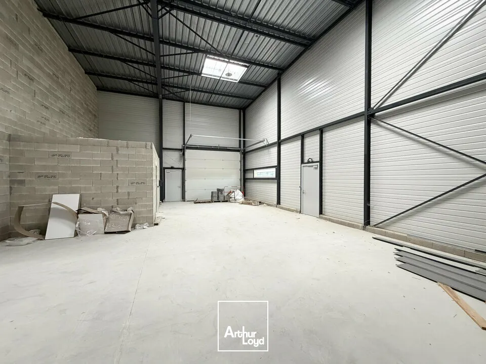 Locaux d'activité & Entrepôts - Location - BÉTHENY - 51450 - 131.7-131.7 - 7804130