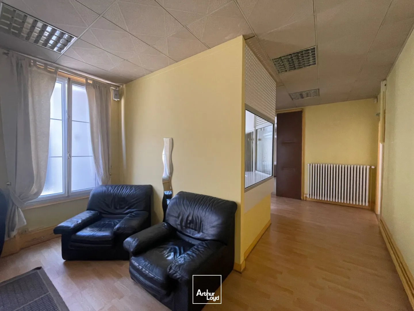 Bureaux - Vente - VERNEUIL D'AVRE ET D'ITON - 27130 - 154-154 - 7804327