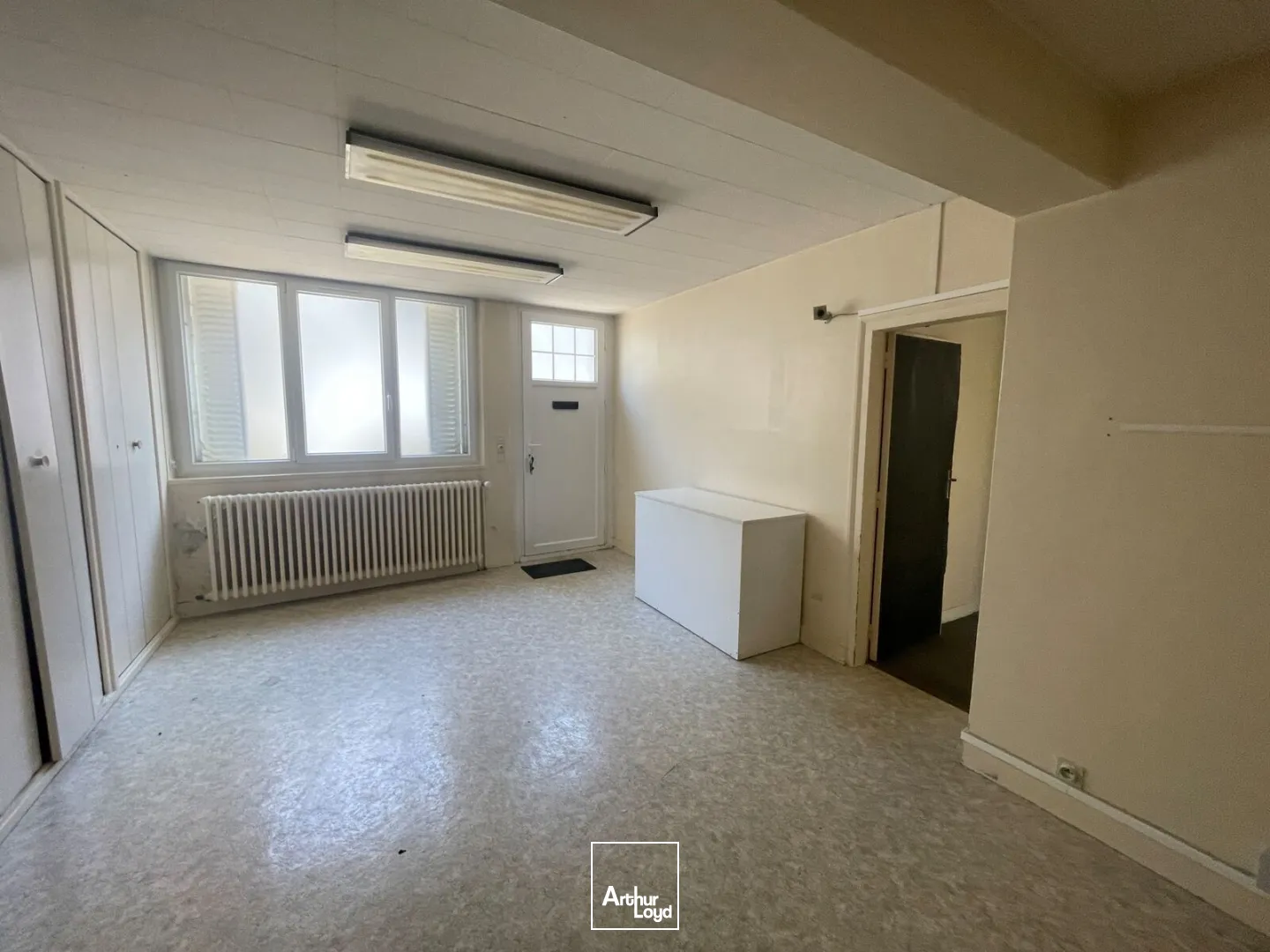 Bureaux - Vente - VERNEUIL D'AVRE ET D'ITON - 27130 - 154-154 - 7804324