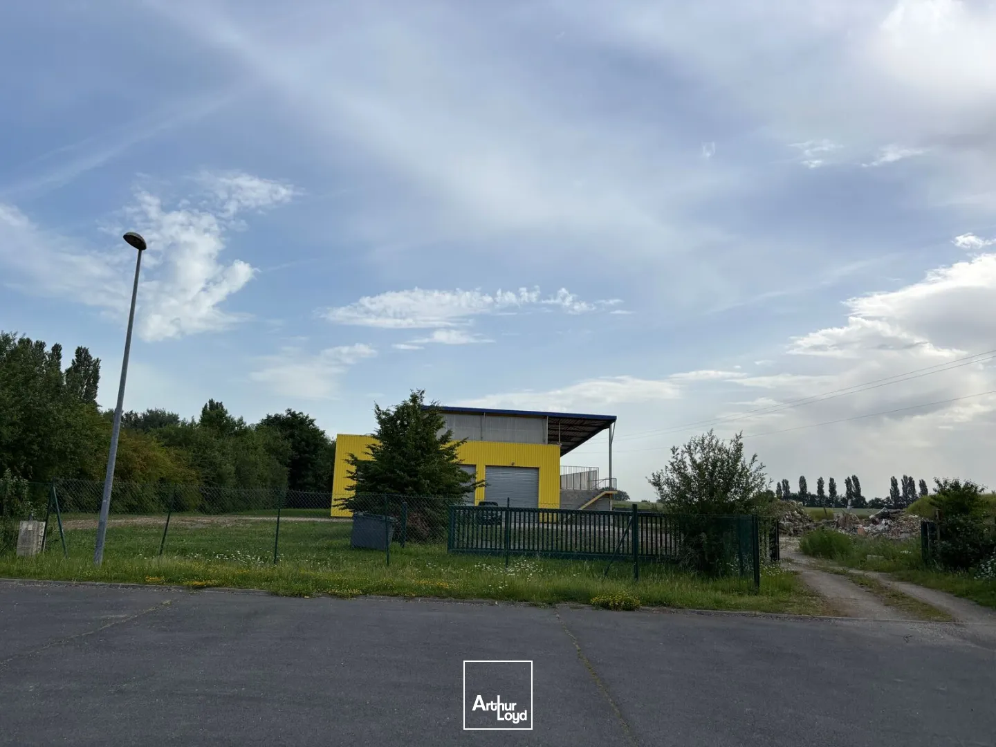 Locaux d'activité & Entrepôts - Vente - ESLETTES - 76710 - 415-415 - 7804439