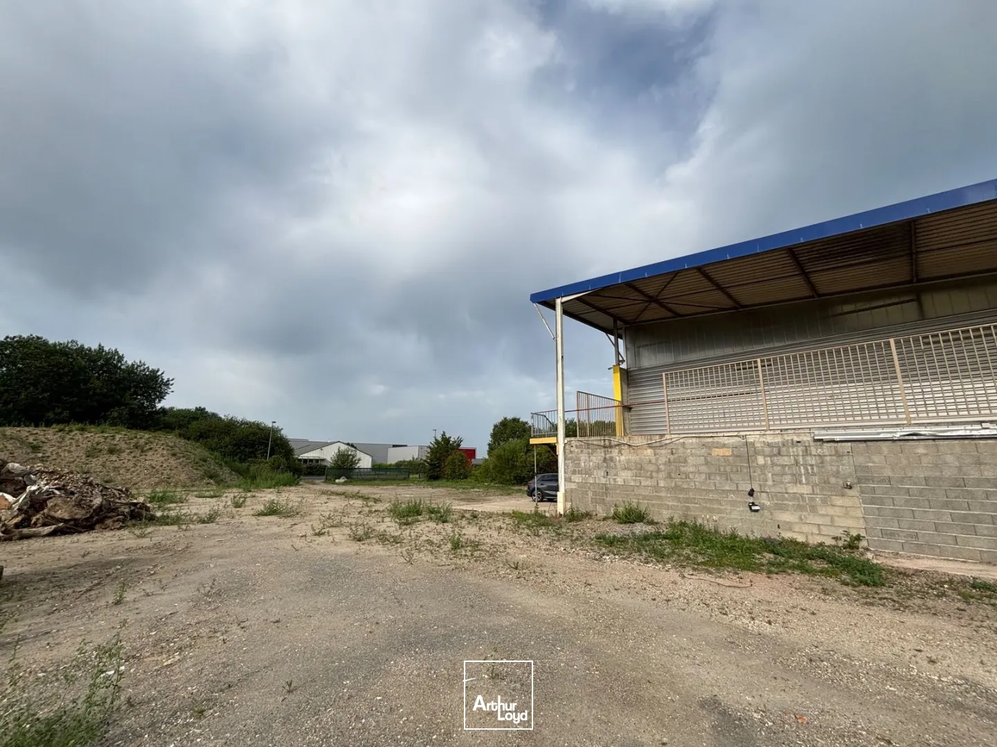 Locaux d'activité & Entrepôts - Location - ESLETTES - 76710 - 415-415 - 7804451