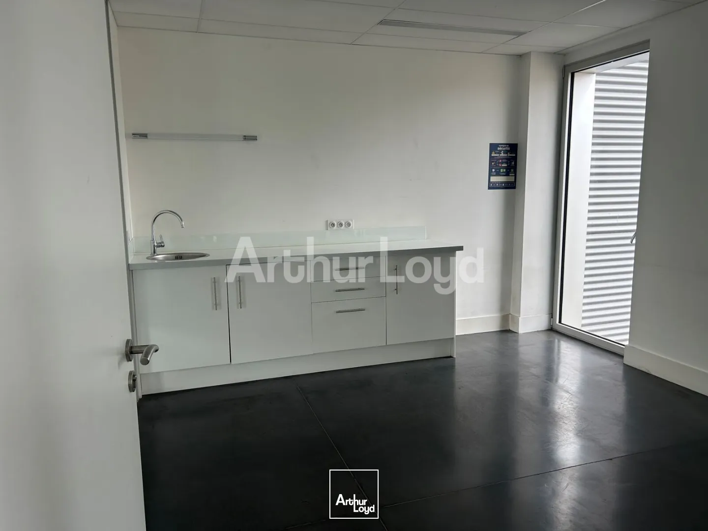Locaux d'activité & Entrepôts - Location - WASQUEHAL - 59290 - 535-535 - 7804582