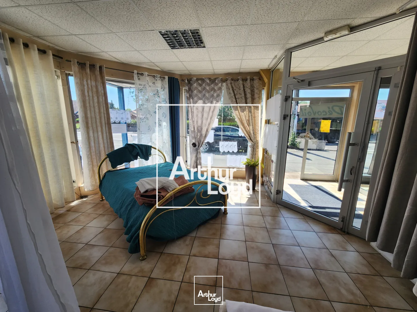 Locaux commerciaux - Location - Belfort - 90000 - 125-125 - 7804707
