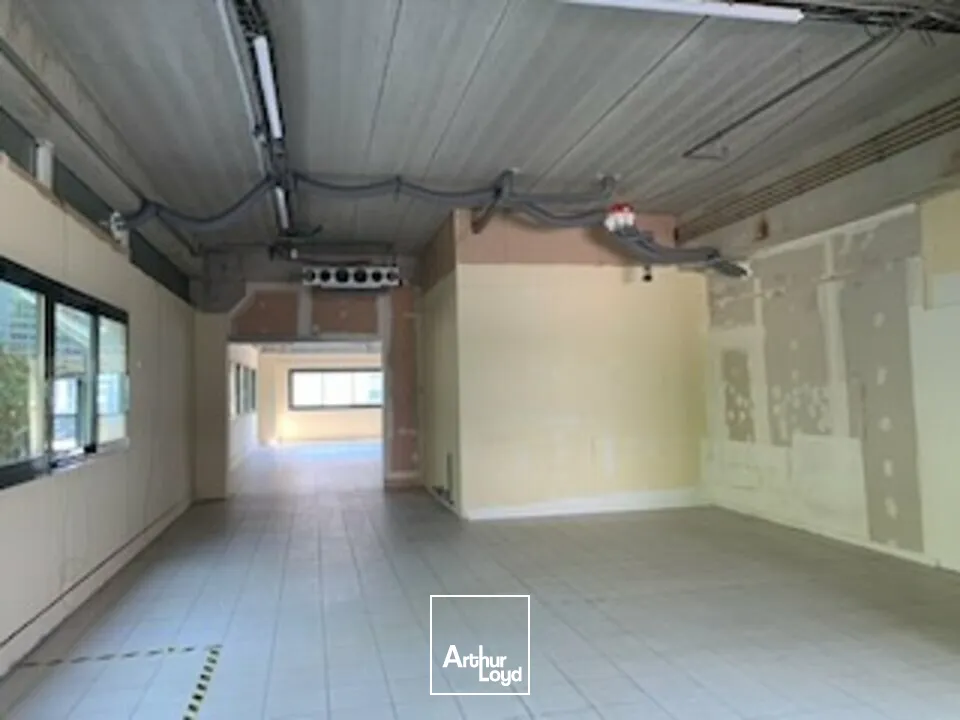 Bureaux - Location - ENTRAIGUES SUR LA SORGUE - 84320 - 280-451 - 7804824