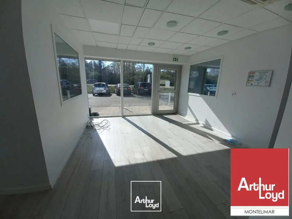 Locaux commerciaux - Location - MONTELIMAR - 26200 - 127-127 - 7804836