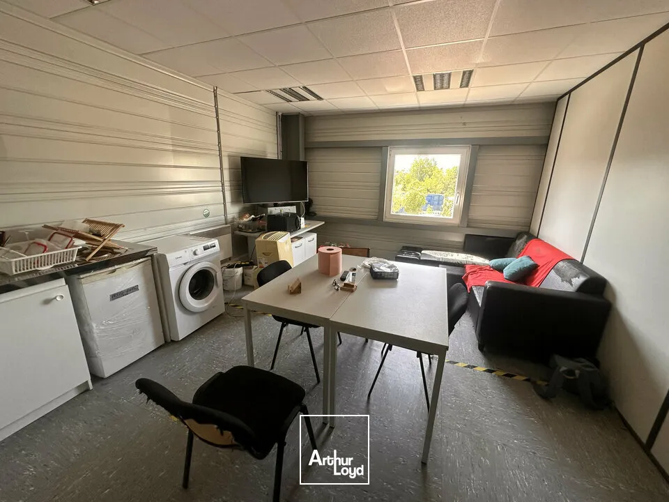 Locaux d'activité & Entrepôts - Location - REIMS - 51100 - 750-750 - 7804924