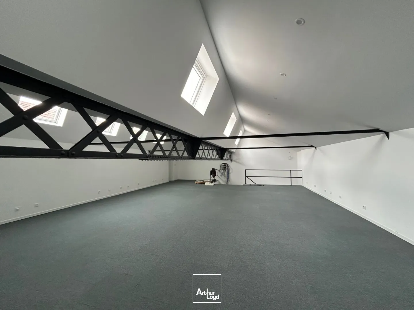 Bureaux - Location - SAINT QUENTIN - 02100 - 200-200 - 7804969