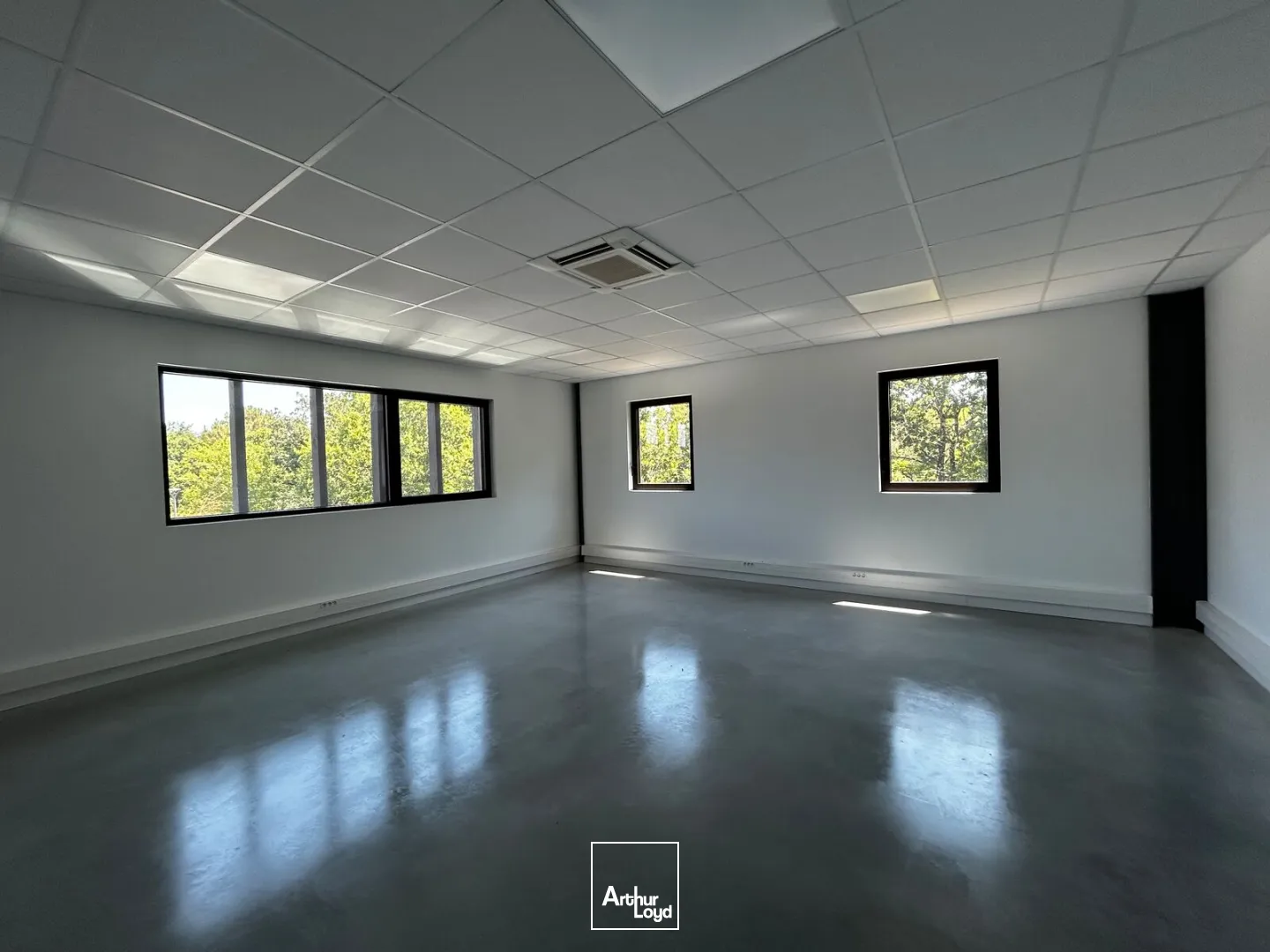 Locaux d'activité & Entrepôts - Location - MERIGNAC - 33700 - 303.9-2823.8 - 7805106