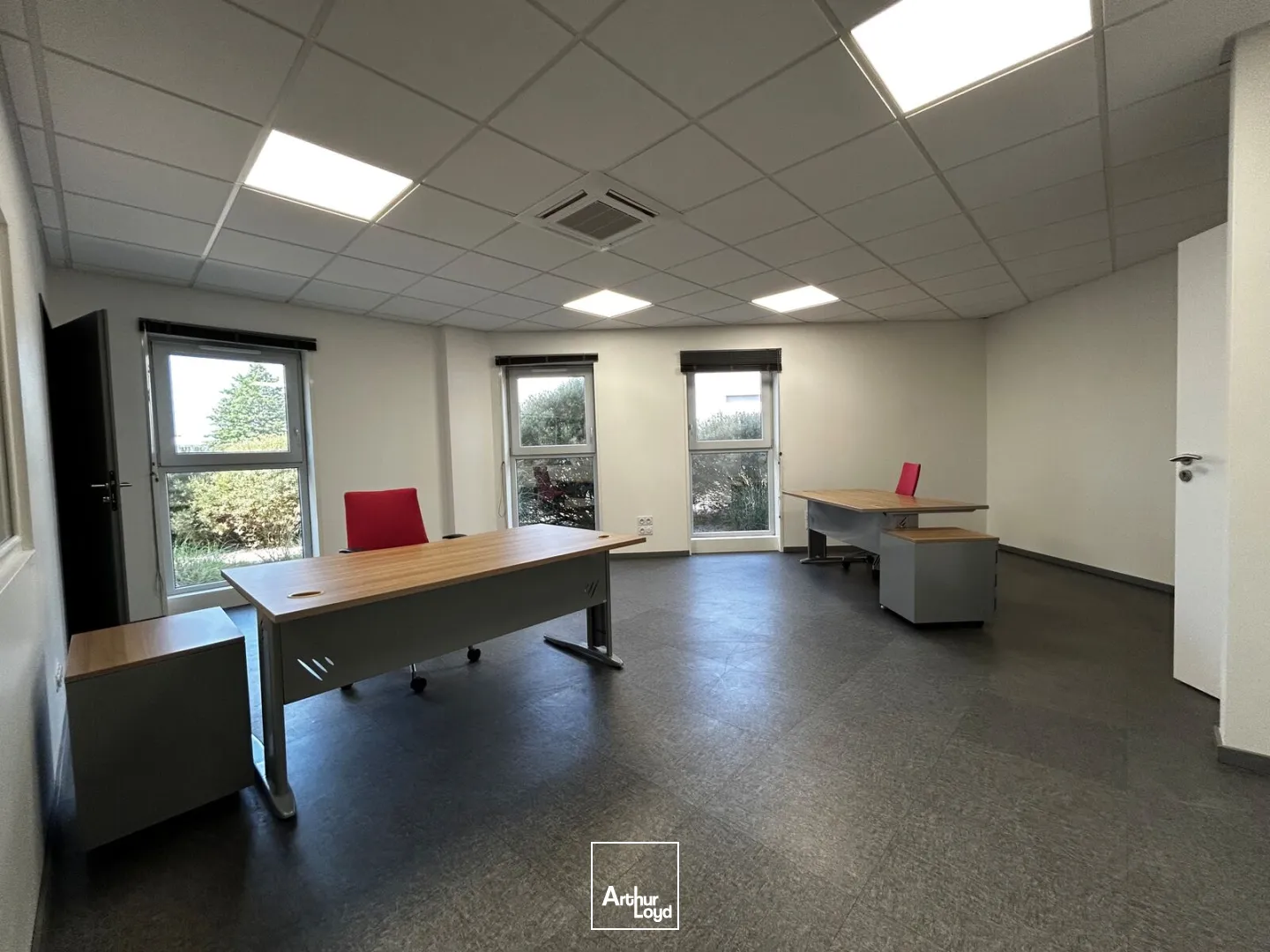 Bureaux - Location - SAINT JEAN D'ILLAC - 33127 - 80-130 - 7805123
