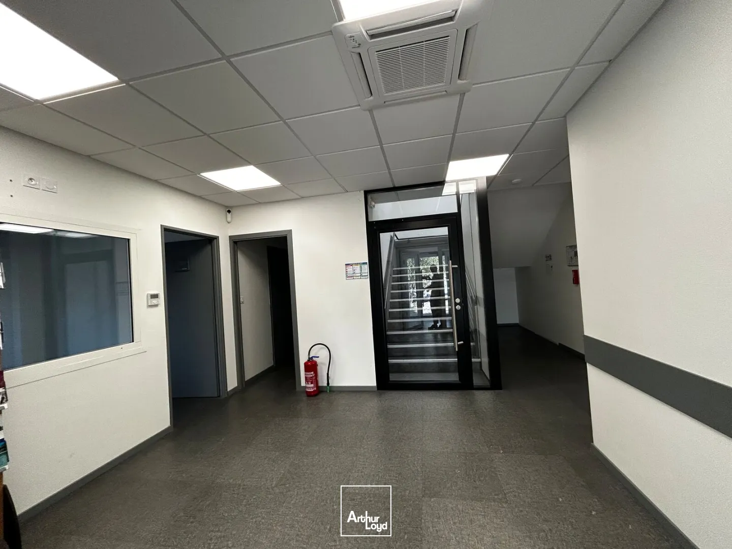 Bureaux - Location - SAINT JEAN D'ILLAC - 33127 - 80-130 - 7805127