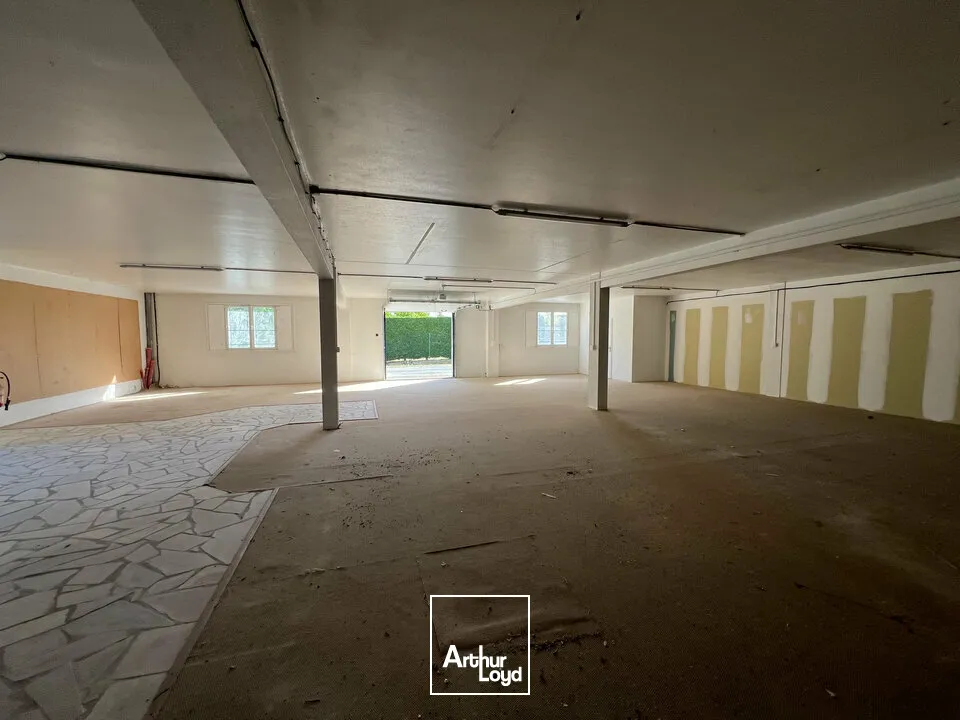 Locaux d'activité & Entrepôts - Location - MAGNAC SUR TOUVRE - 16600 - 250-250 - 7805267