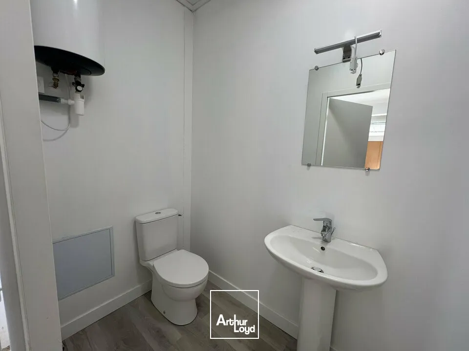 Locaux d'activité & Entrepôts - Location - MAGNAC SUR TOUVRE - 16600 - 250-250 - 7805268
