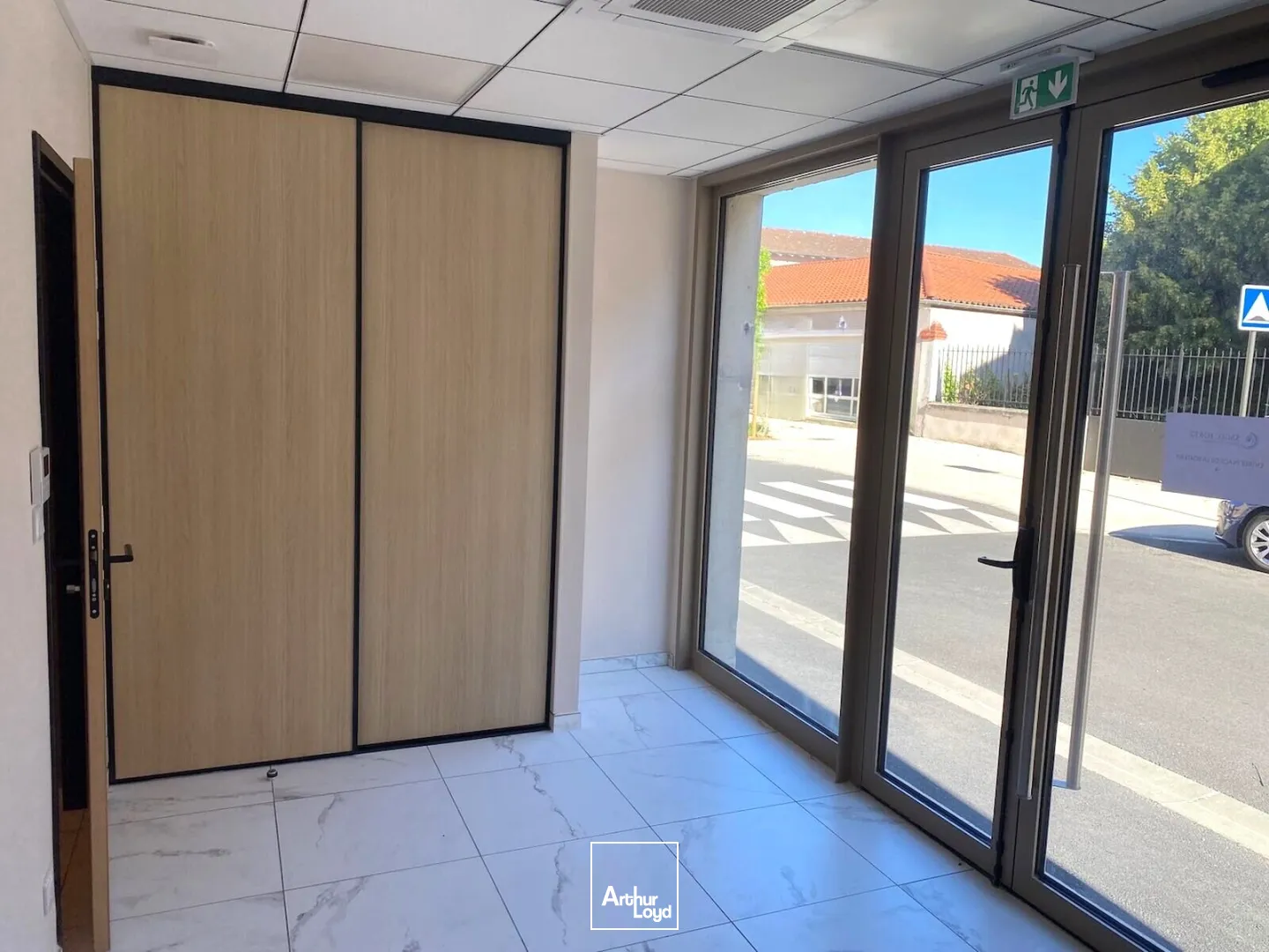 Bureaux - Location - FEURS - 42110 - 131.6-131.6 - 7805589