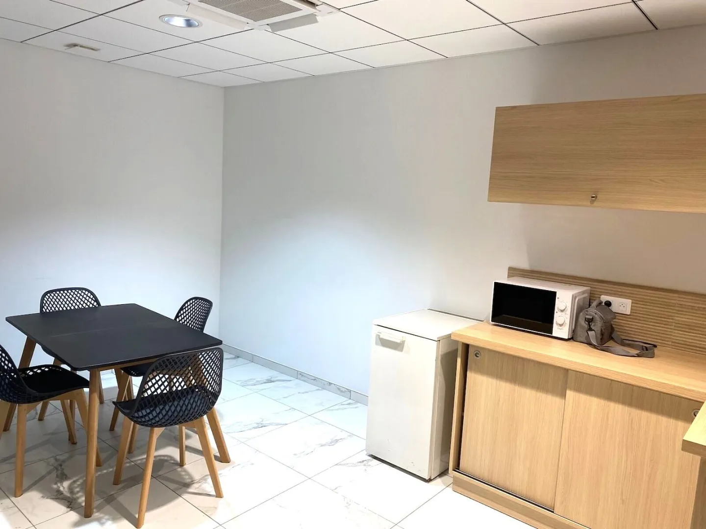 Bureaux - Location - FEURS - 42110 - 131.6-131.6 - 7805590