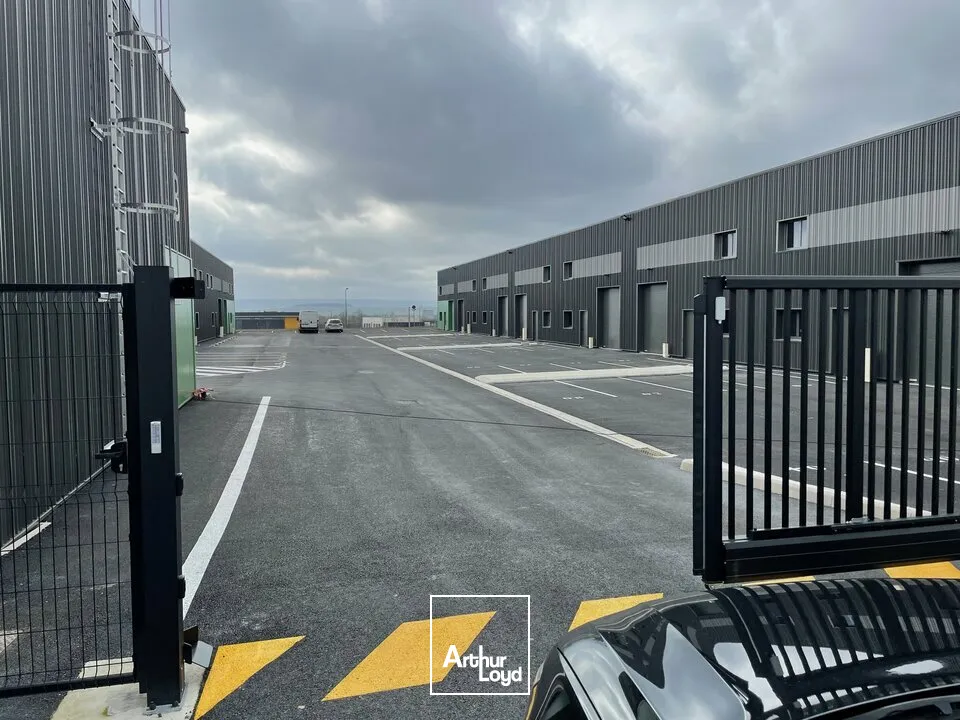 Locaux d'activité & Entrepôts - Location - CERNAY LES REIMS - 51420 - 200-400 - 7805826