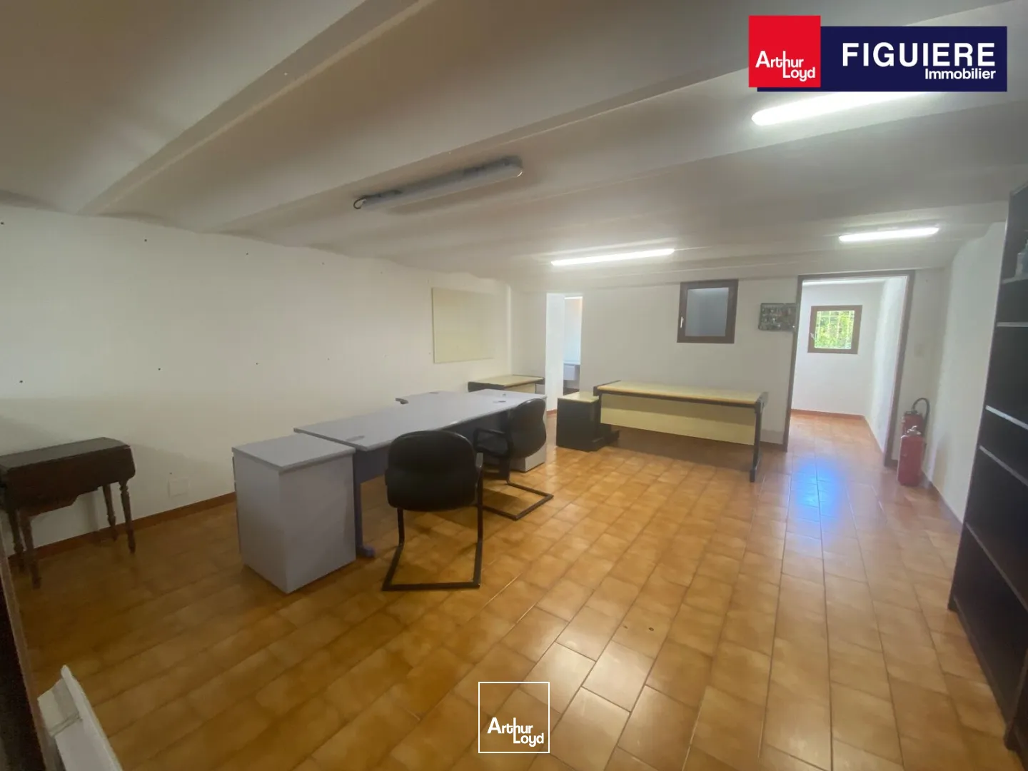 Bureaux - Location - LA FARE LES OLIVIERS - 13580 - 100-100 - 7805862