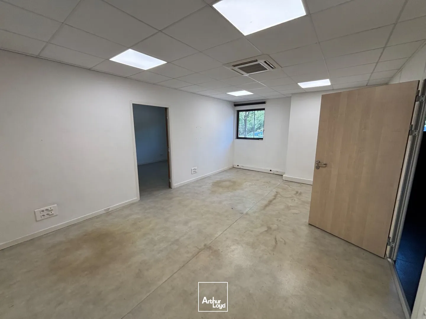 Locaux d'activité & Entrepôts - Location - ROUEN - 76000 - 174-174 - 7805954