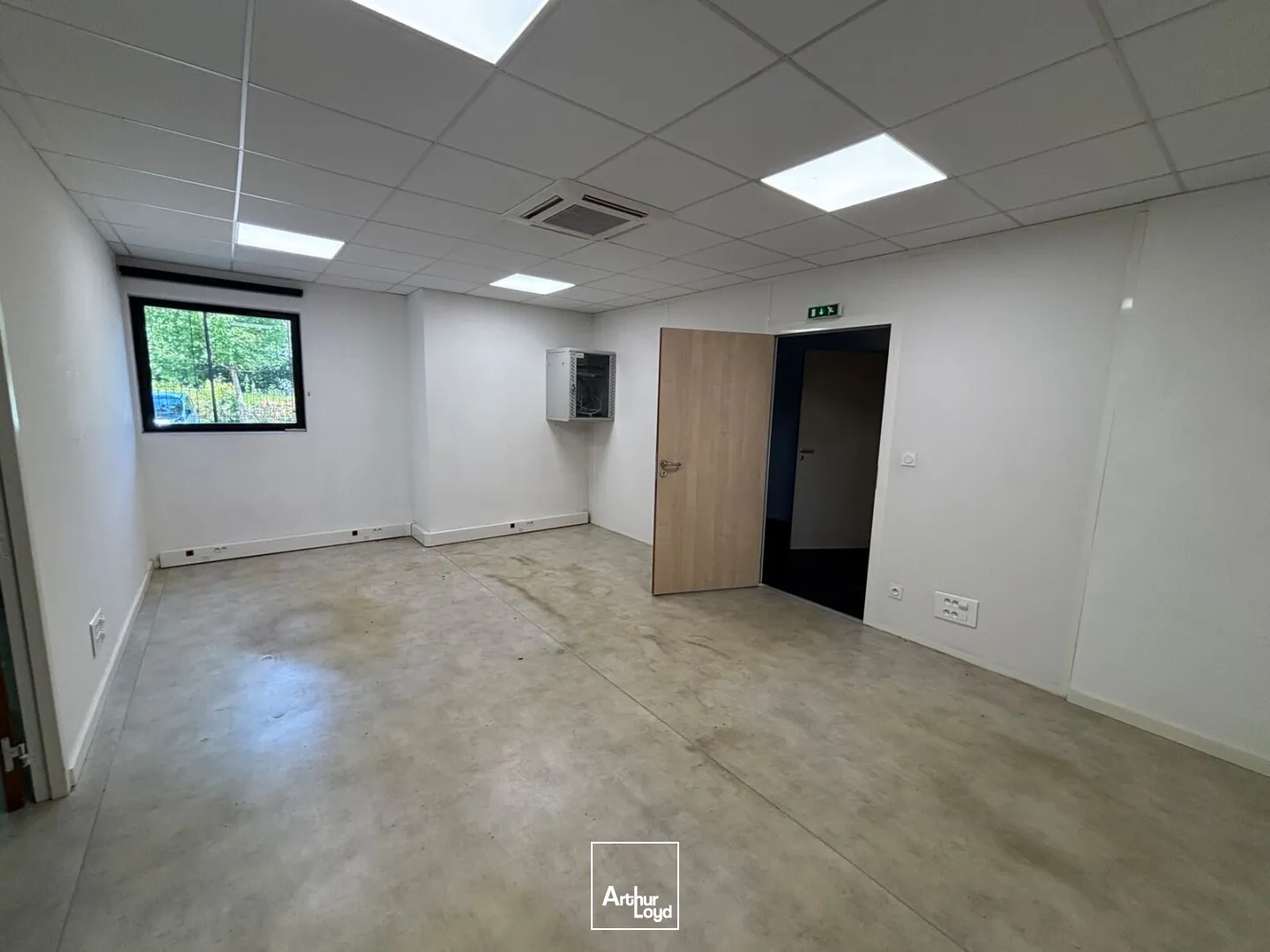 Locaux d'activité & Entrepôts - Location - ROUEN - 76000 - 174-174 - 7805955