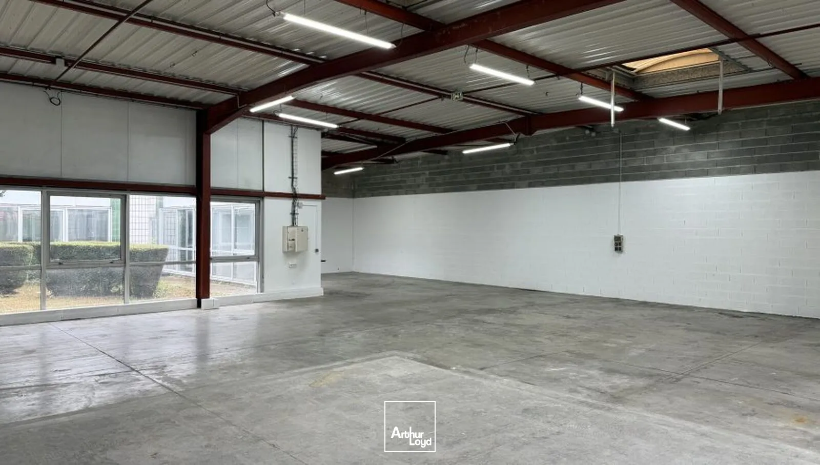 Locaux d'activité & Entrepôts - Location - VILLEBON SUR YVETTE - 91140 - 650-650 - 7806250