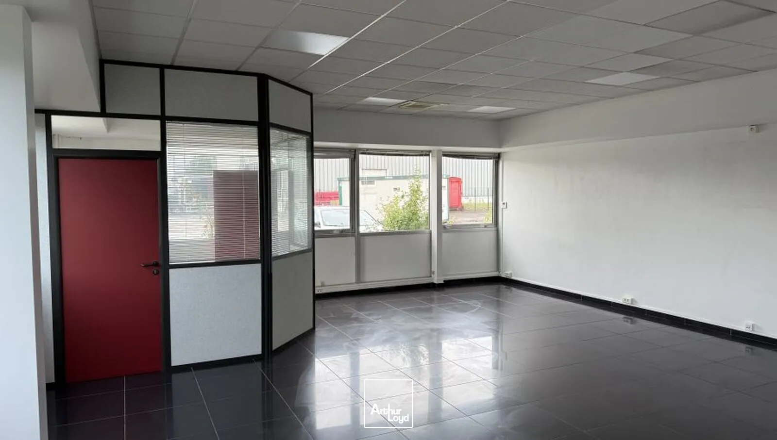 Locaux d'activité & Entrepôts - Location - VILLEBON SUR YVETTE - 91140 - 650-650 - 7806251