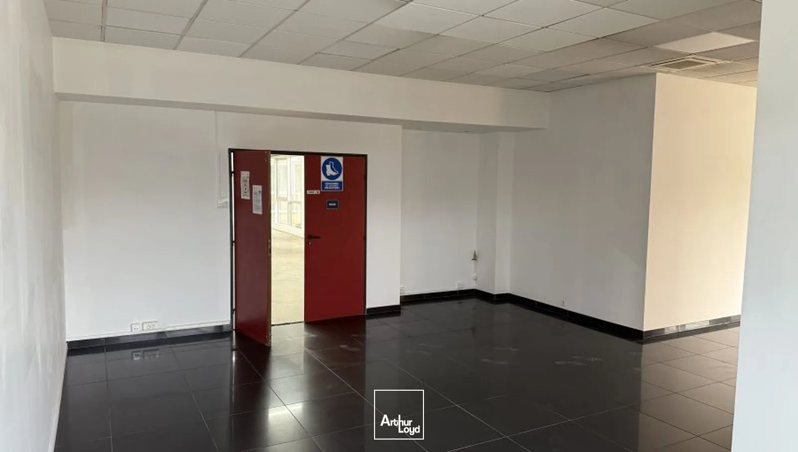 Locaux d'activité & Entrepôts - Location - VILLEBON SUR YVETTE - 91140 - 650-650 - 7806252