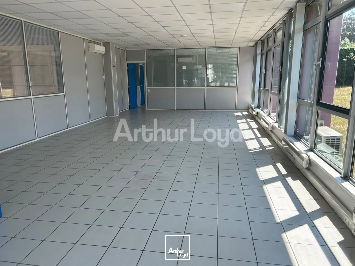 Locaux d'activité & Entrepôts - Location - MONS EN BAROEUL - 59370 - 540-540 - 7806347