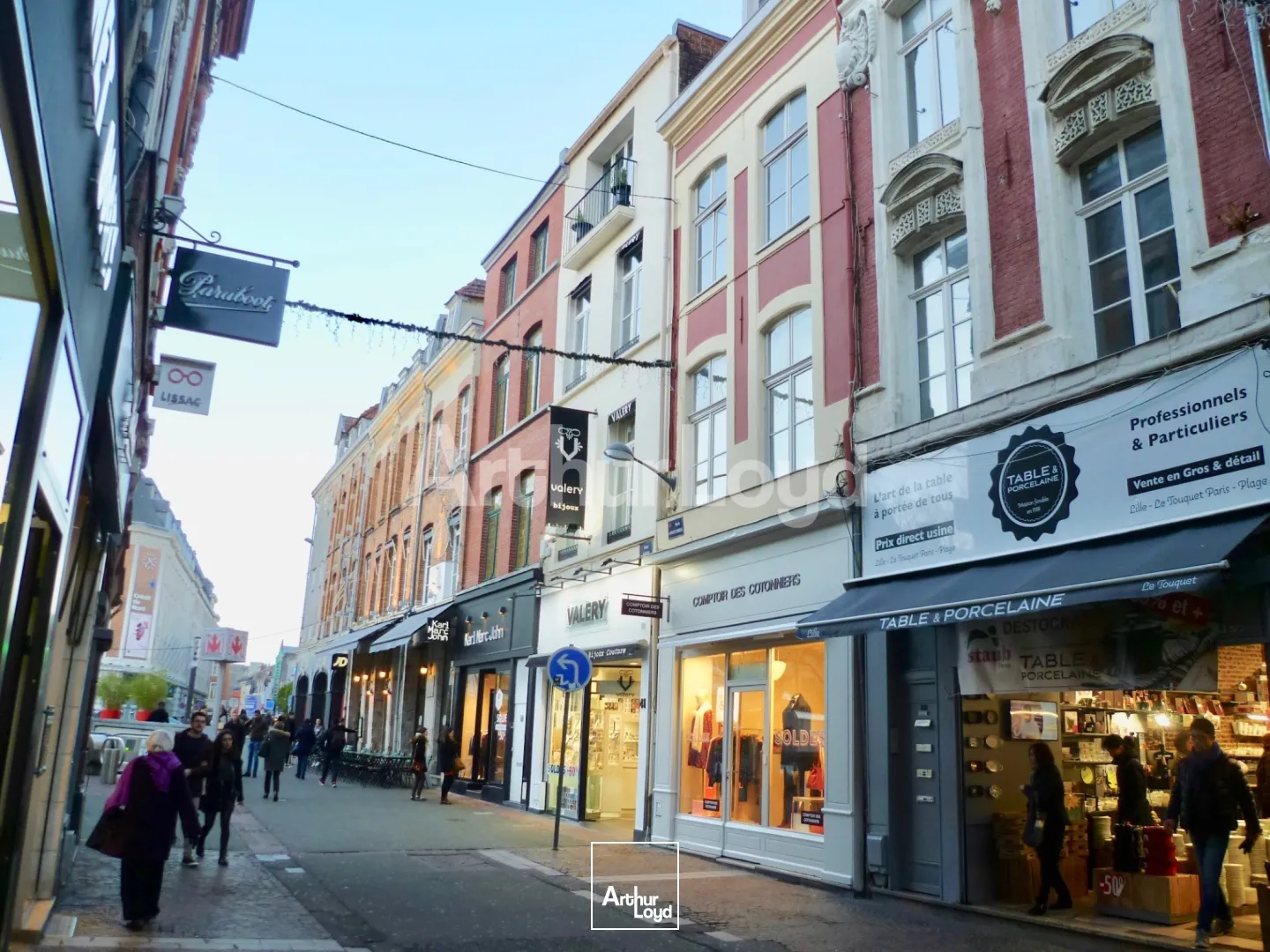 Locaux commerciaux - Location - LILLE - 59000 - 252.38-252.38 - 7806423