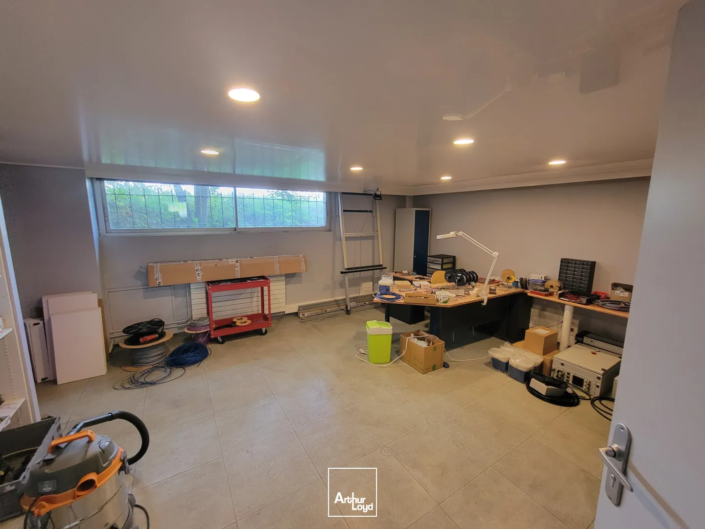 Locaux d'activité & Entrepôts - Location - Argiesans - 90800 - 380-380 - 7806546