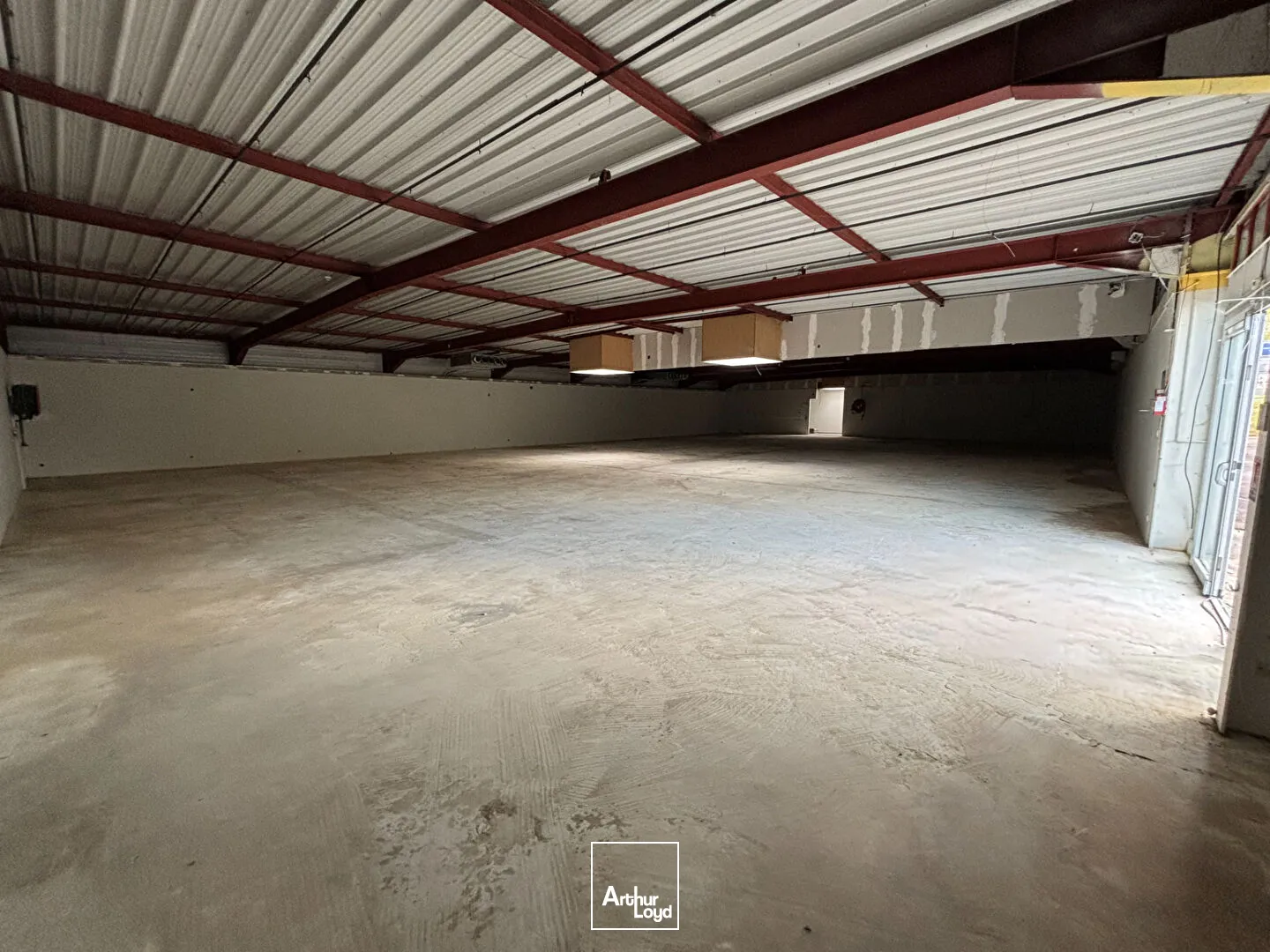 Locaux commerciaux - Location - FEYTIAT - 87220 - 900-900 - 7806561