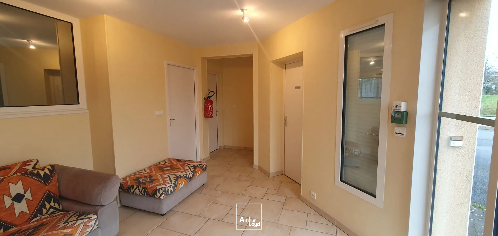 Bureaux - Vente - VERNEUIL SUR VIENNE - 87430 - 191-191 - 7806574