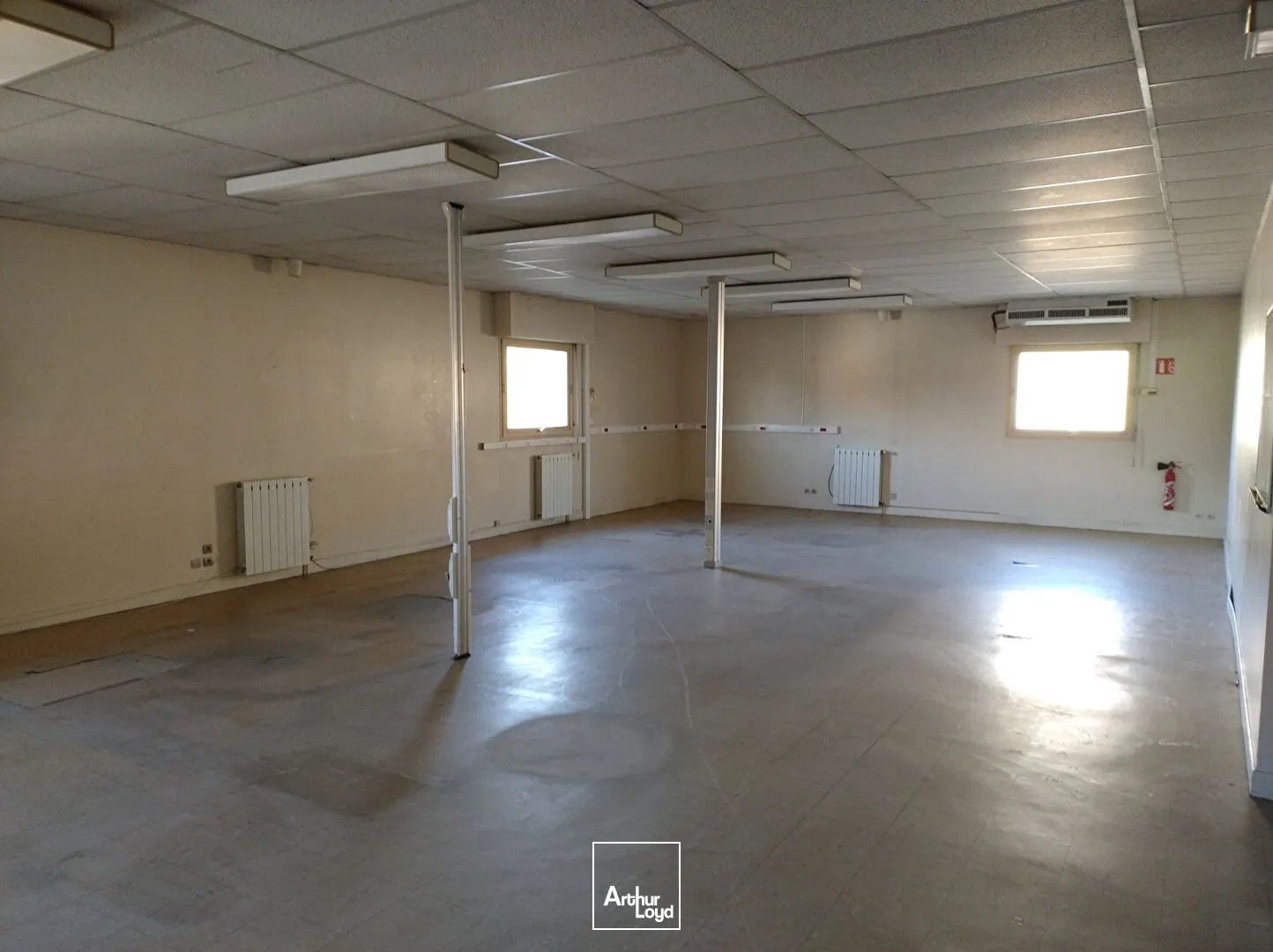 Bureaux - Location - FEYTIAT - 87220 - 300-300 - 7806616