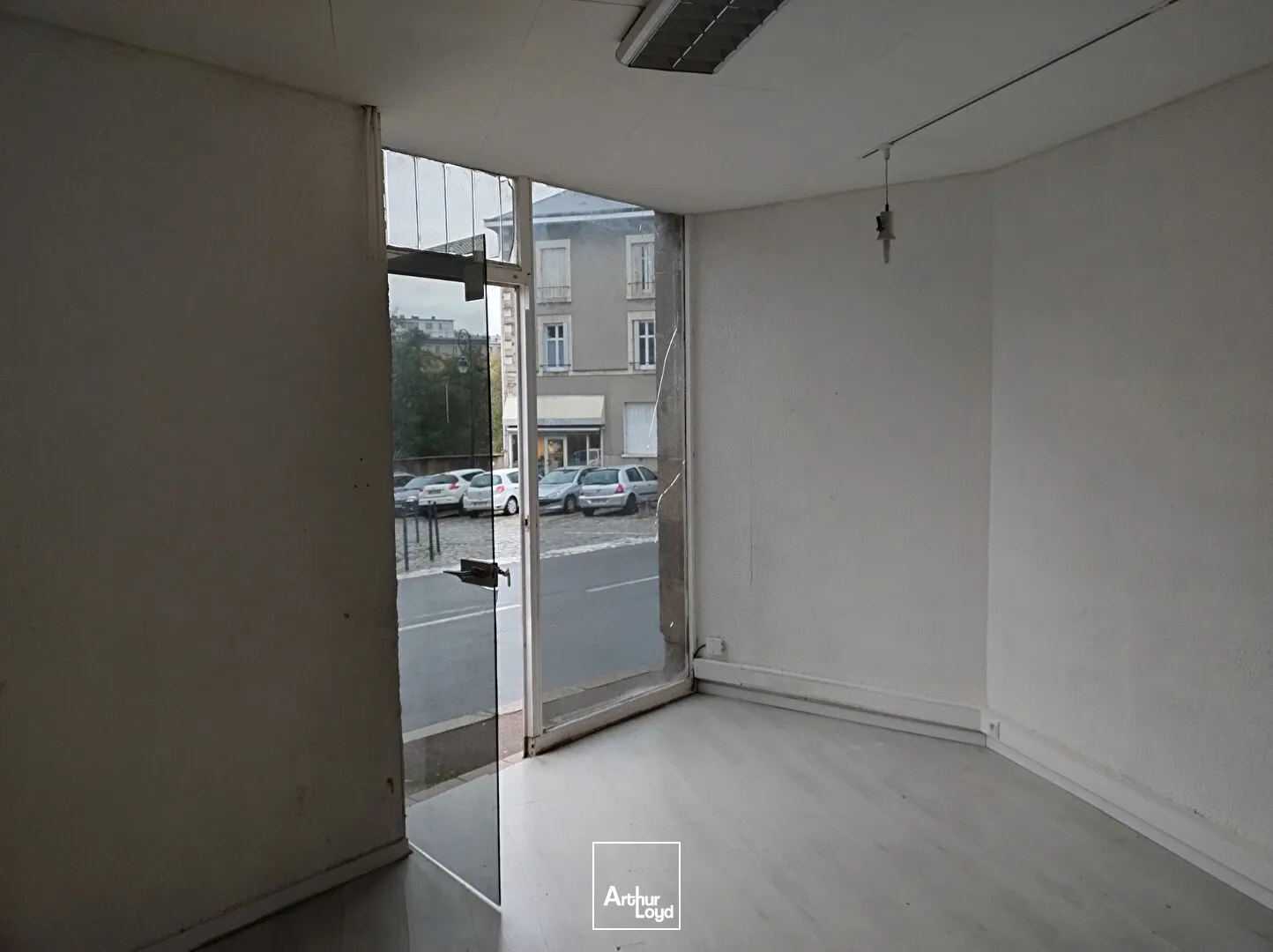 Locaux commerciaux - Location - LIMOGES - 87000 - 24-24 - 7806618