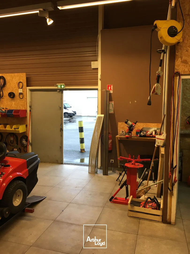 Locaux commerciaux - Location - SAINT JUNIEN - 87200 - 175-175 - 7806698