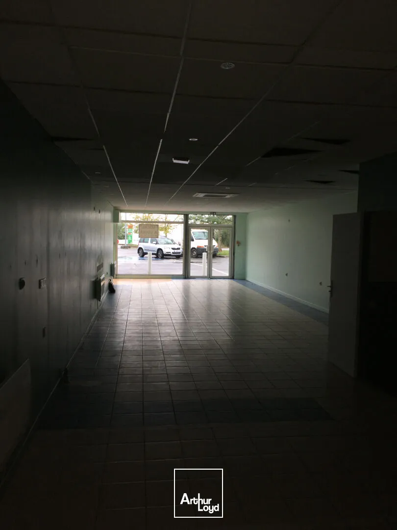 Locaux commerciaux - Location - SAINT JUNIEN - 87200 - 94-94 - 7806693