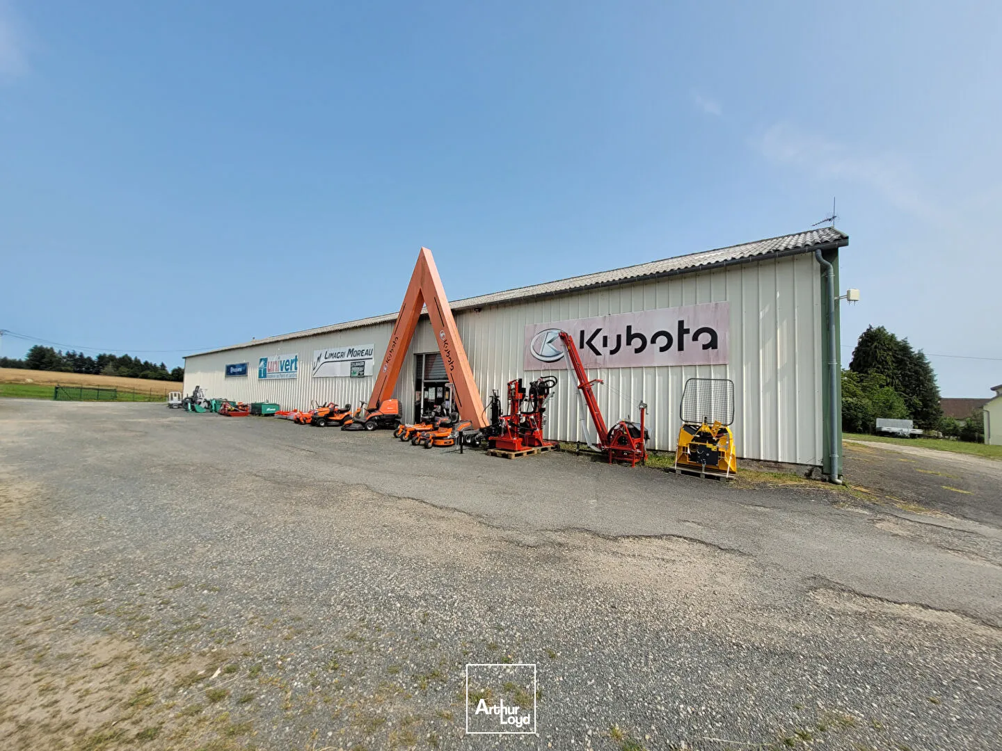 Locaux commerciaux - Vente - SAINT YRIEIX LA PERCHE - 87500 - 800-800 - 7806704